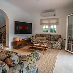 Luxurious - Pool, Hot Tub, Cinema And Golf Villa *