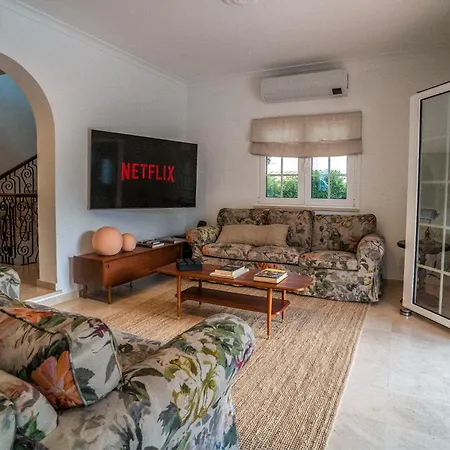 Luxurious - Pool, Hot Tub, Cinema And Golf Villa *