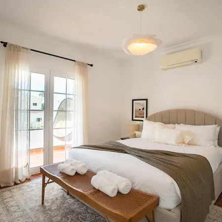 Luxurious - Pool, Hot Tub, Cinema And Golf