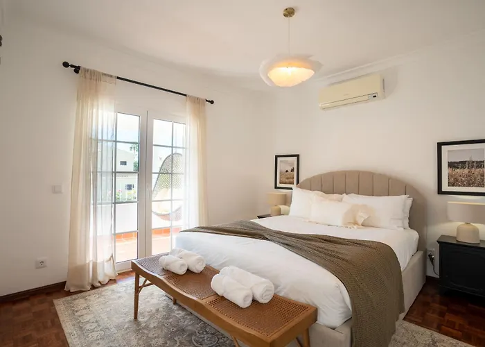 Luxurious - Pool, Hot Tub, Cinema And Golf