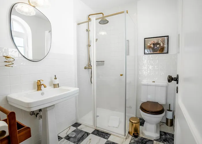 Luxurious - Pool, Hot Tub, Cinema And Golf 别墅 *